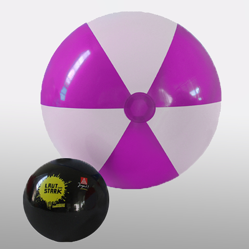 1,5m Beach Balls .Purple & White ballsforafrica.co.za
